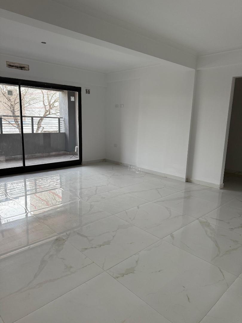 Departamento 2 ambientes con 2 baños