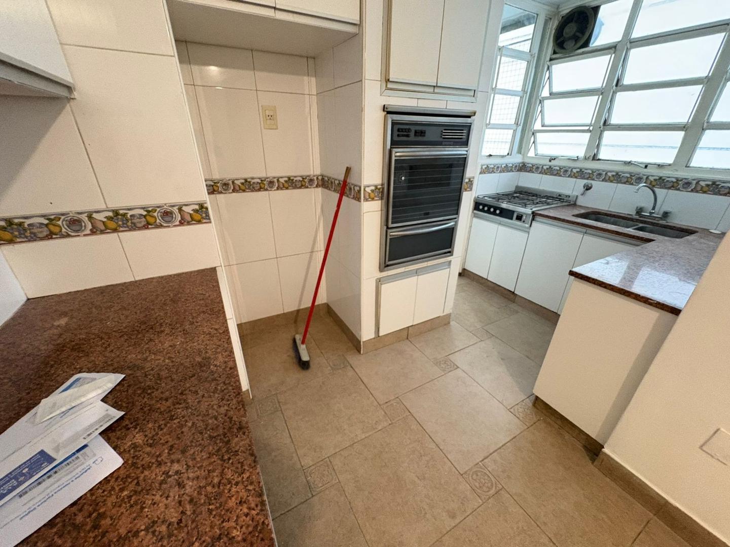 Departamento 4 ambientes con 3 baños