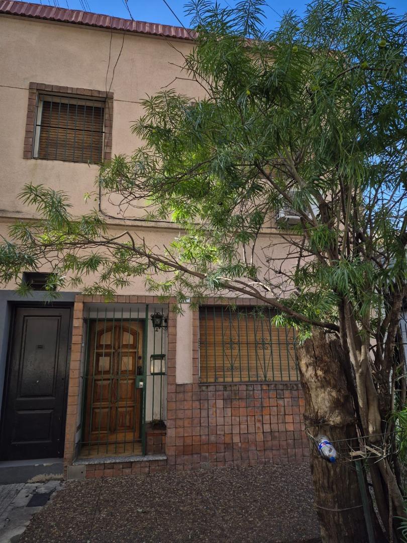 Depto Tipo Casa en Venta en Ramos Mejia, USD 113.000