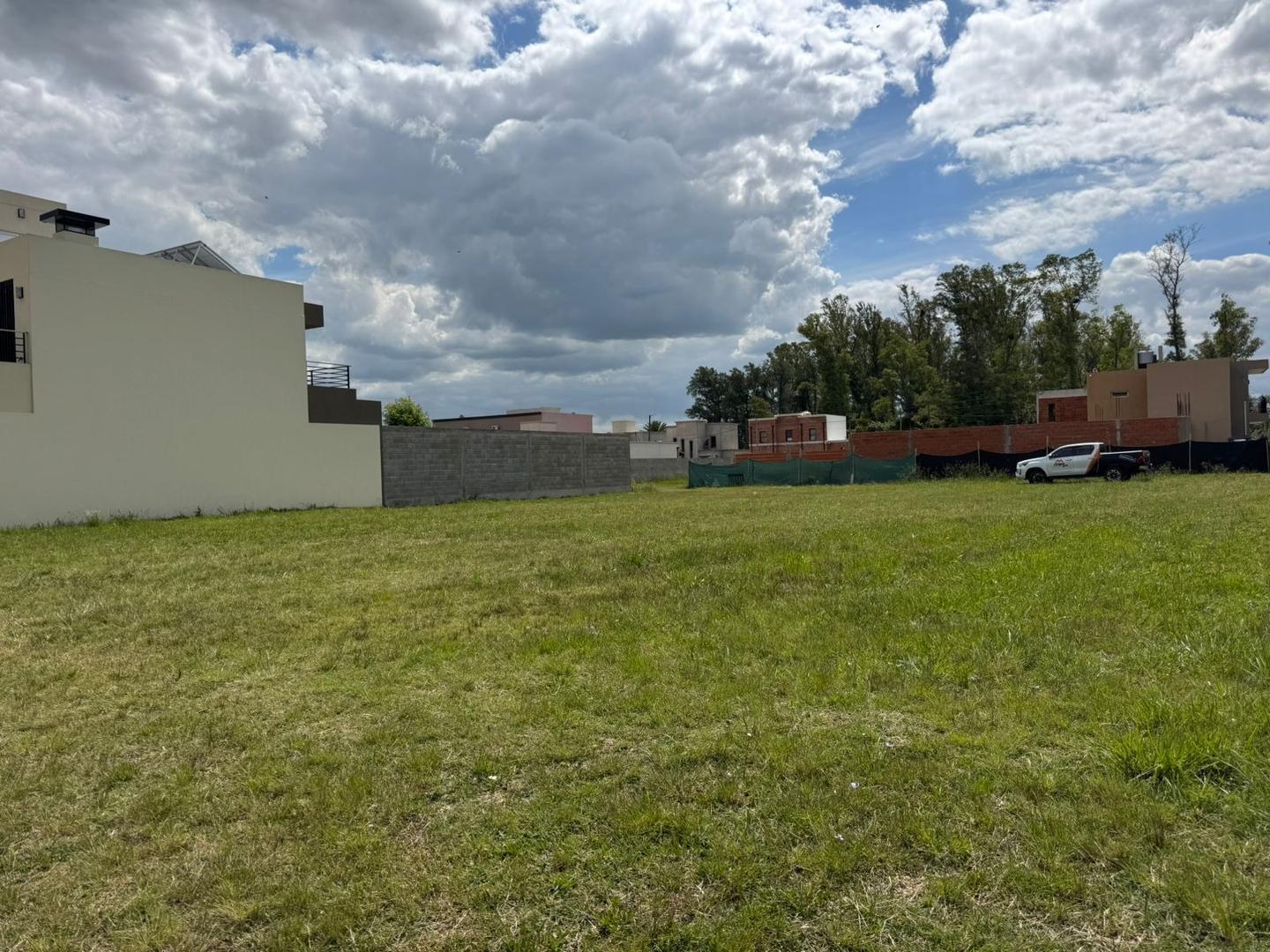 Terreno en Venta, FOT 1,2