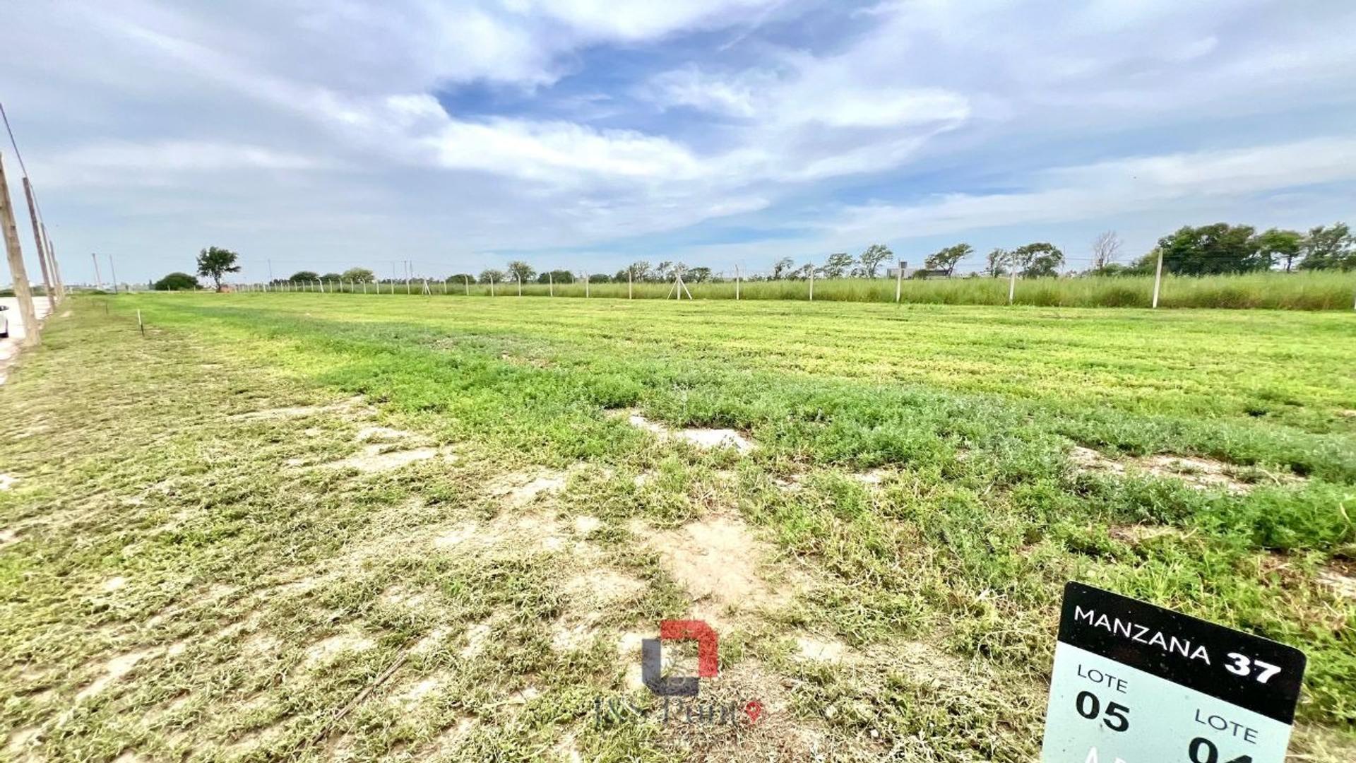 Lote en Abras de Manantiales (270 mts)