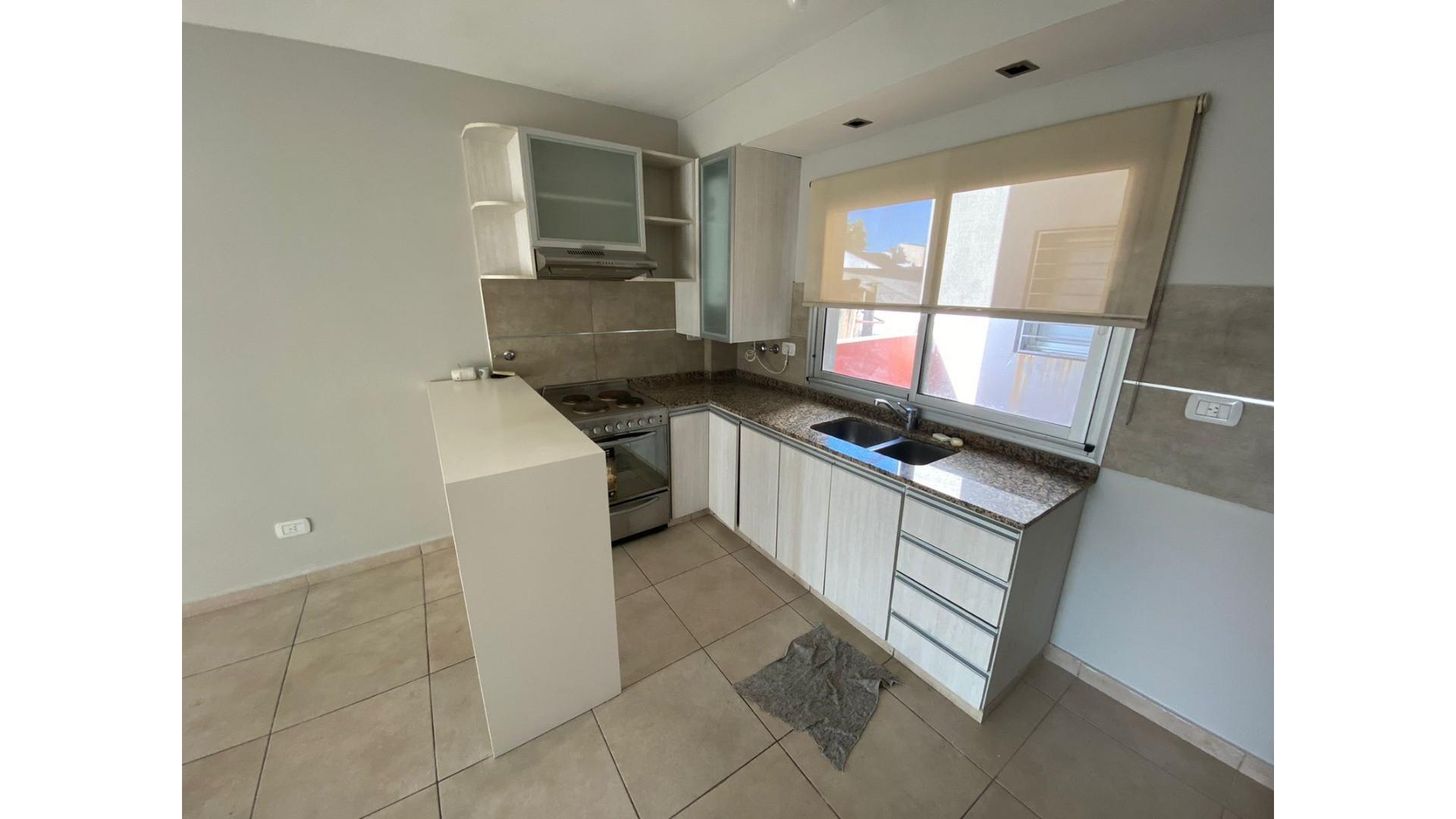 Departamento 3 Ambientes - Lanús Oeste.