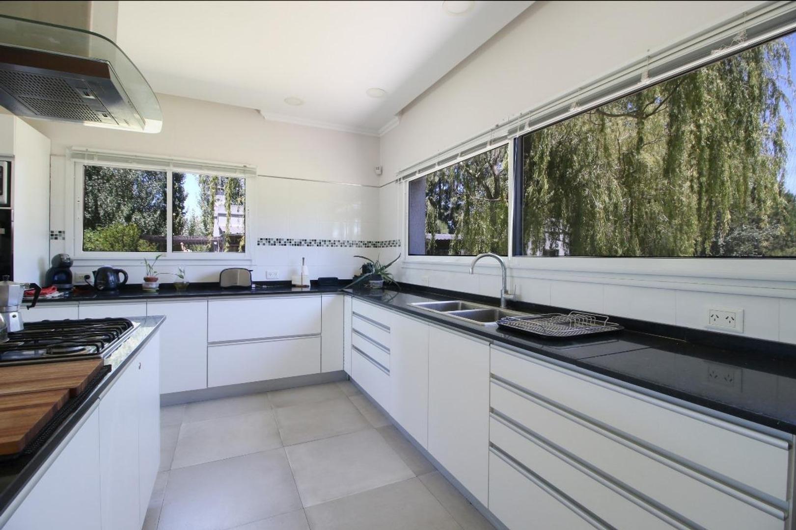 Casa en Venta al Noroeste