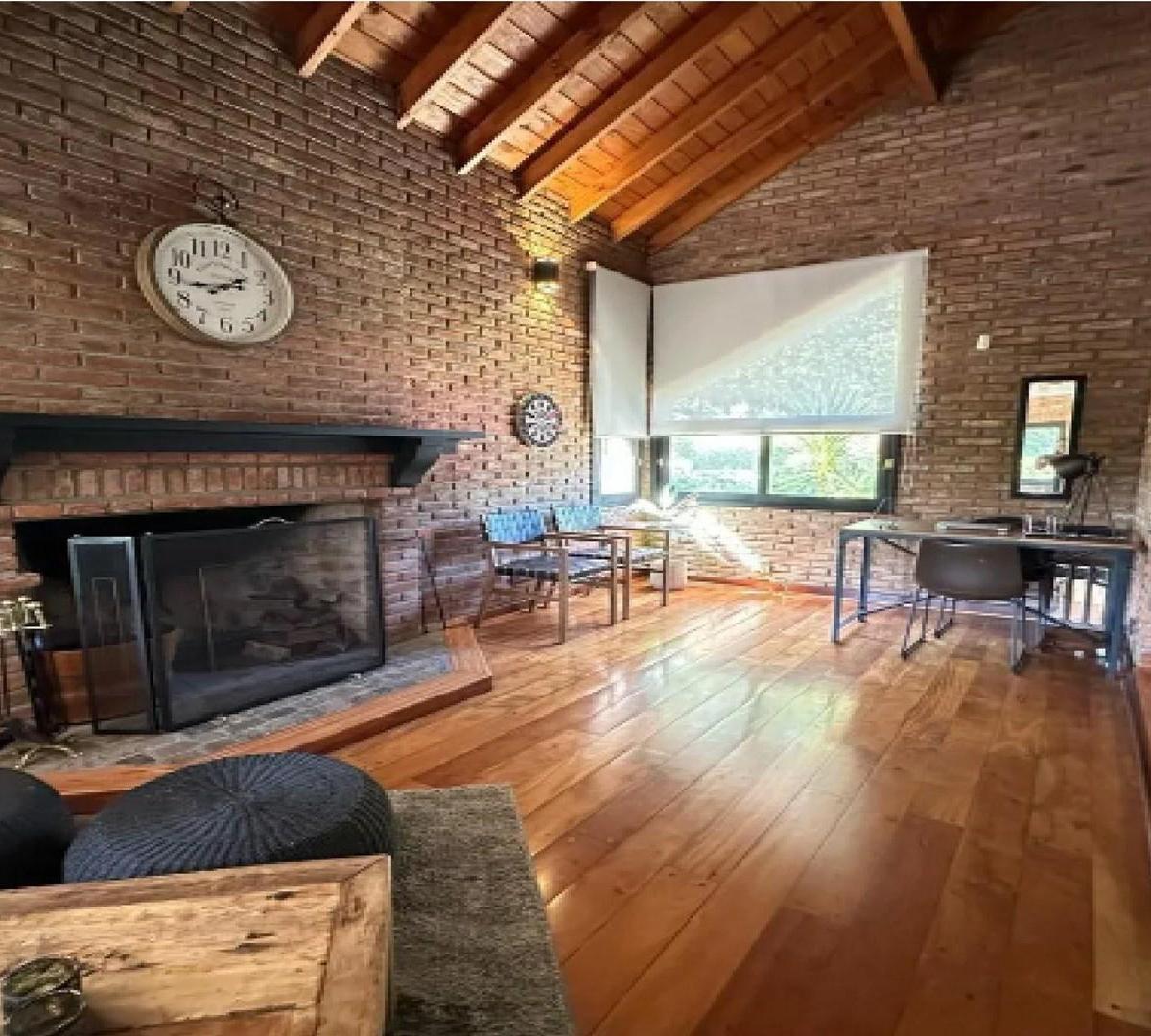 Casa en Venta al Este