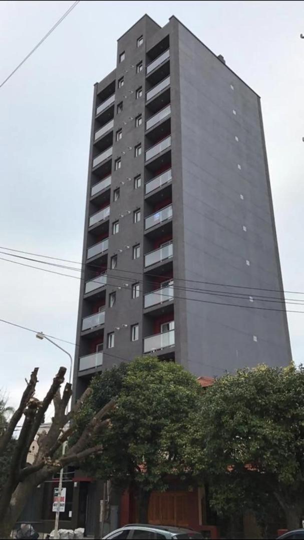 EXCELENTE DEPARTAMENTO 2 AMBIENTES