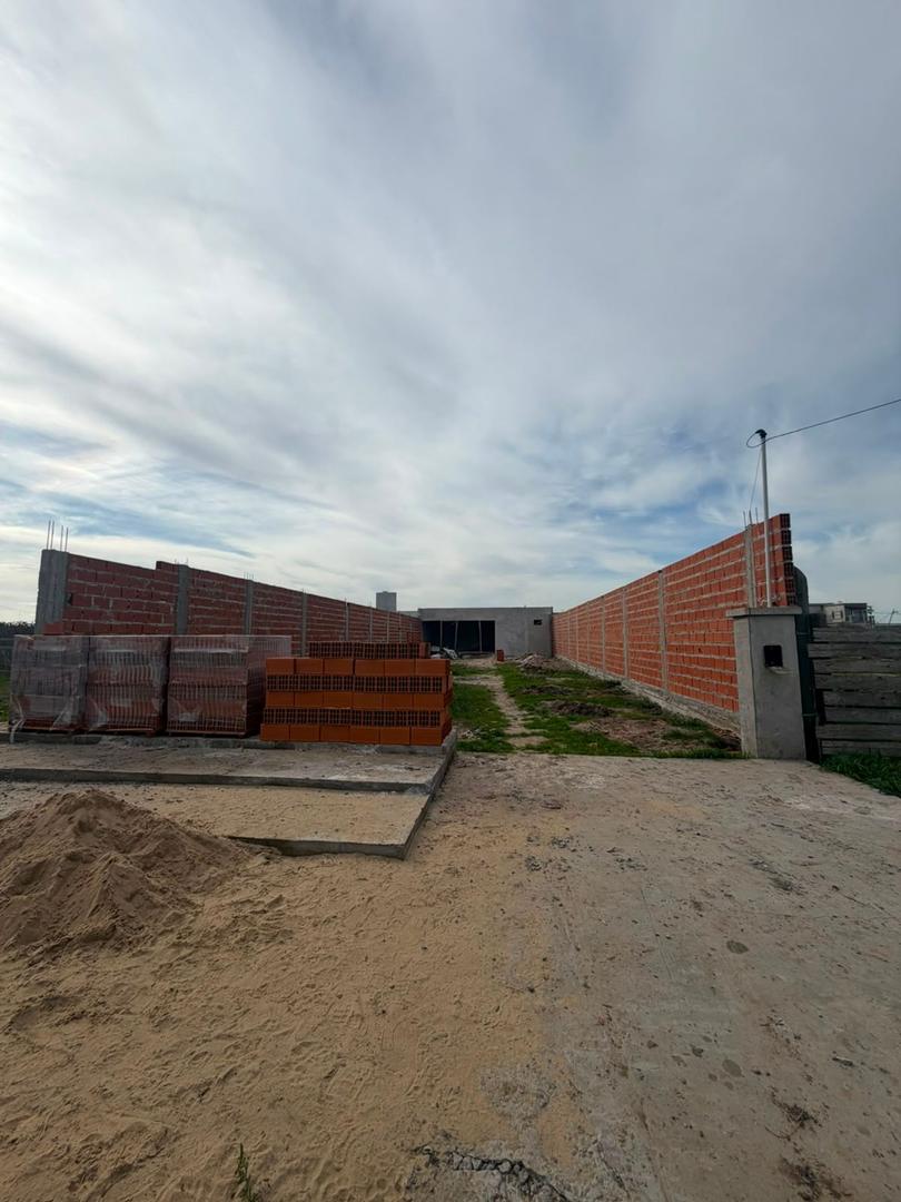 Isla Sarmiento 100