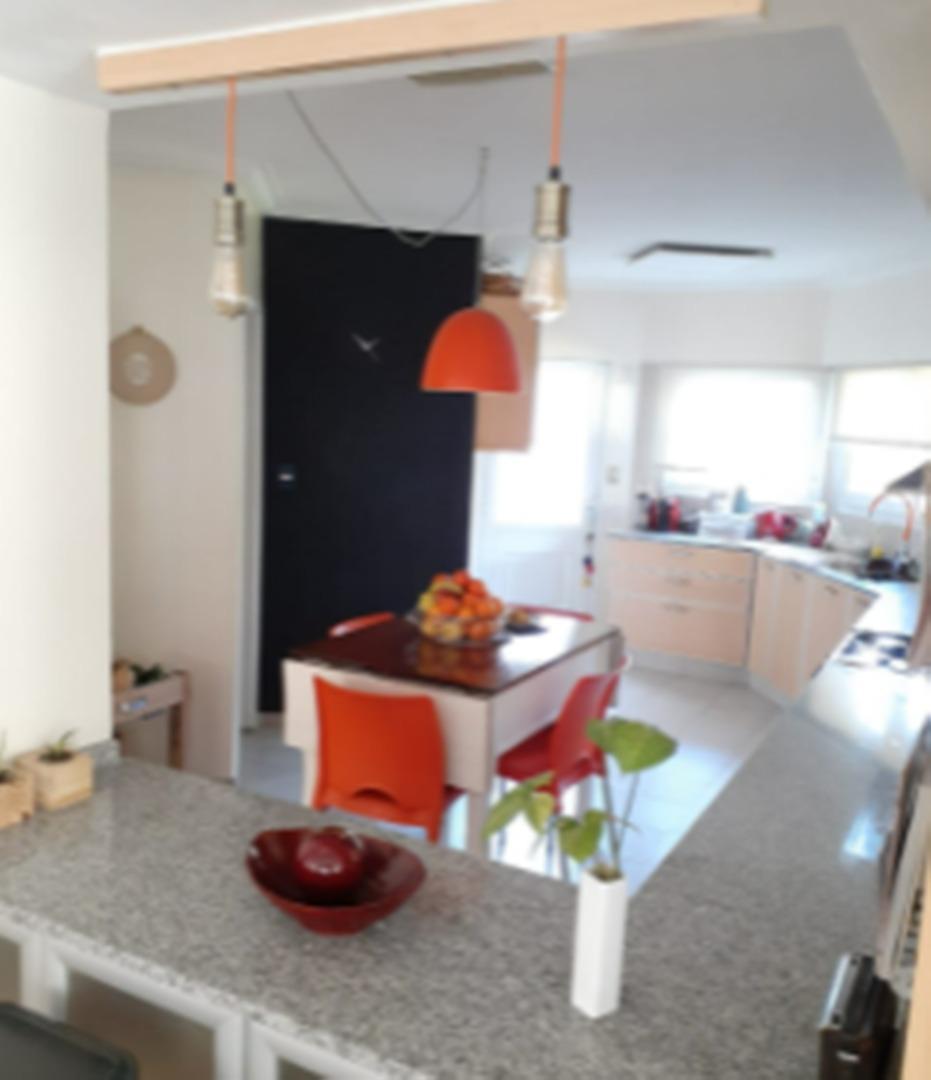 Casa en Alquiler Temporal de 4 dormitorios