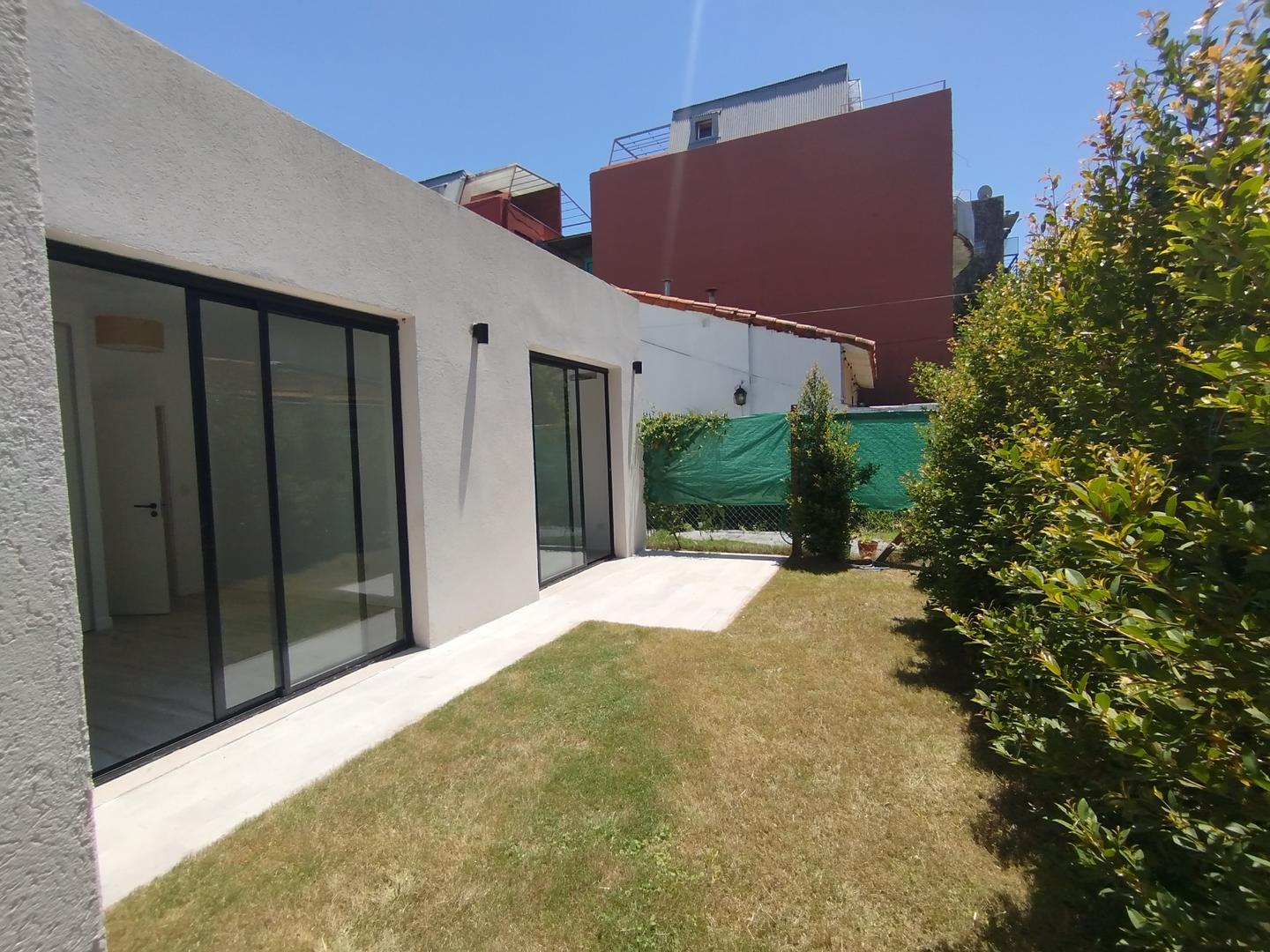 Impecable PH a estrenar, San Isidro 3 amb con jardín