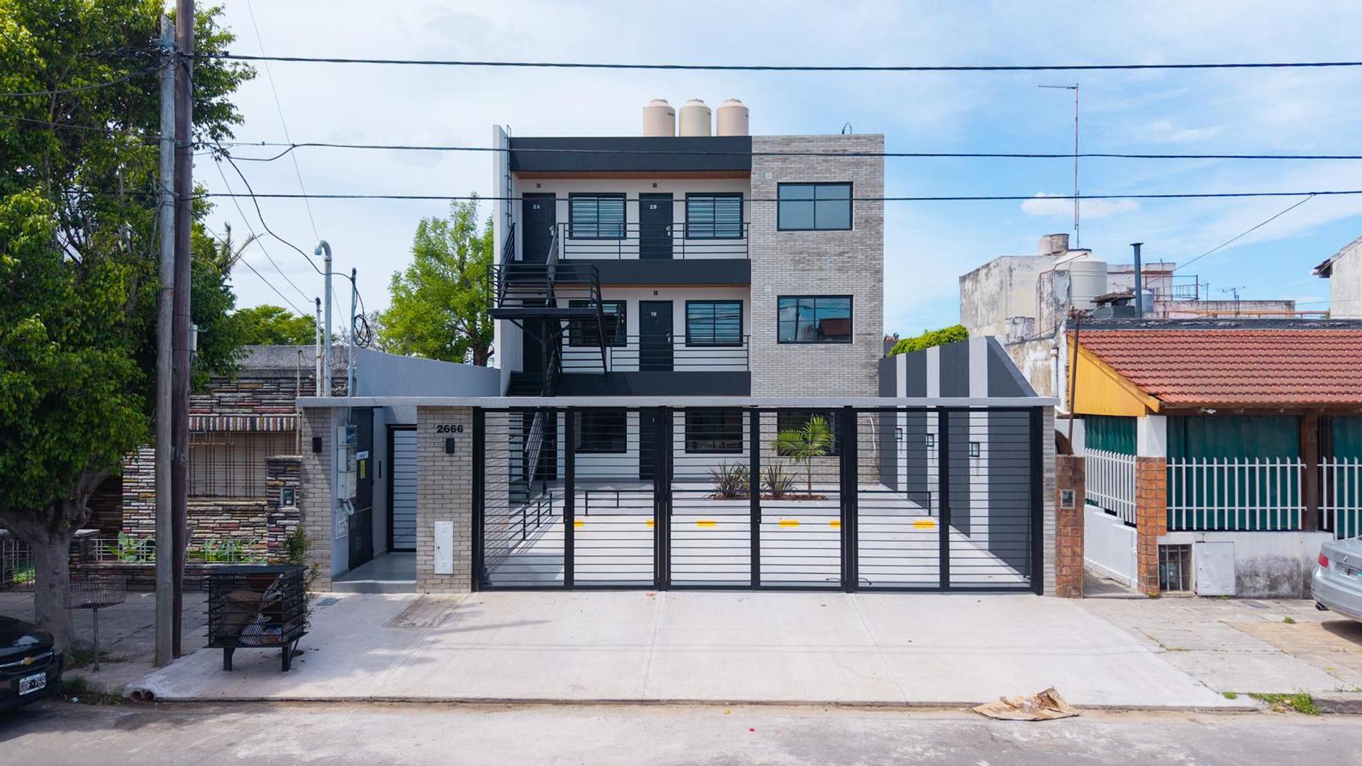 Departamento en  Venta 3 ambientes en Villa Luzuriaga de Pozo (PB A)