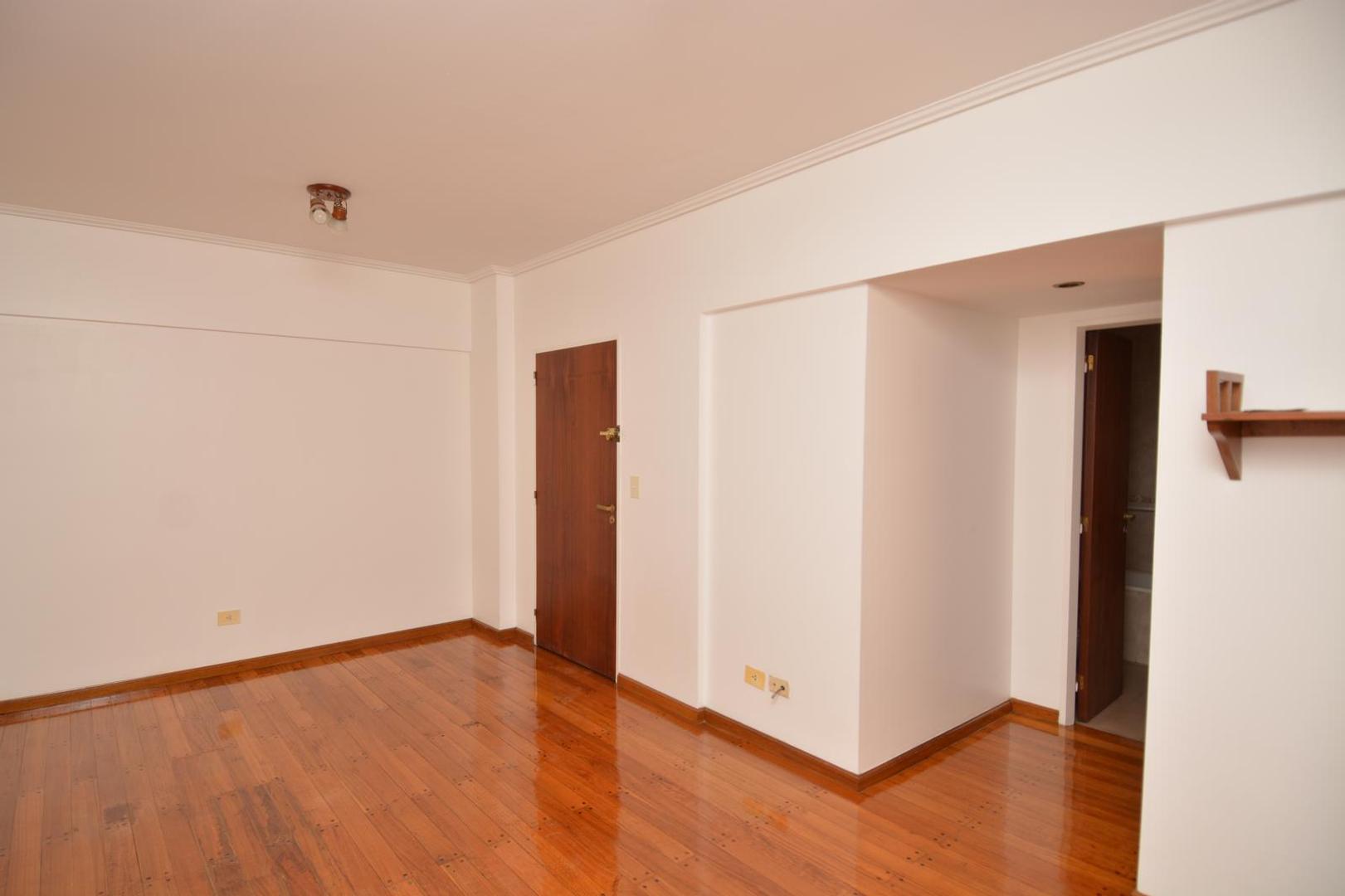 Departamento en Alquiler en Olivos, $ 850.000