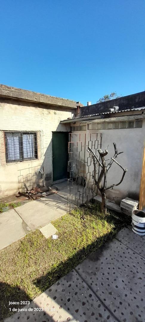 EN VENTA PERMUTA O TOMA DE VEHICULO EN PARTE DE PAGO 