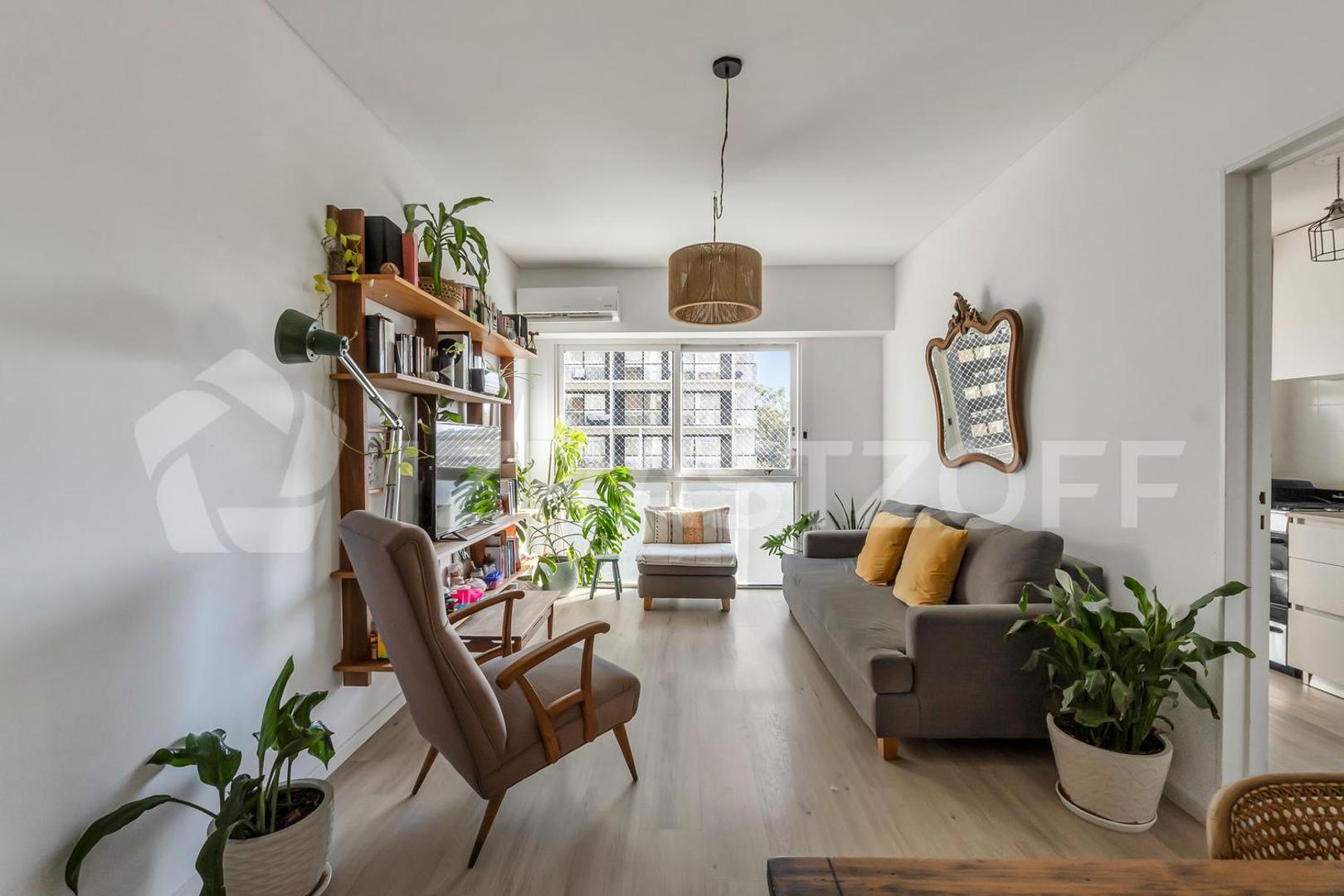 Departamento en Venta en Olivos de 3 dormitorios, super luminoso, vista abierta.