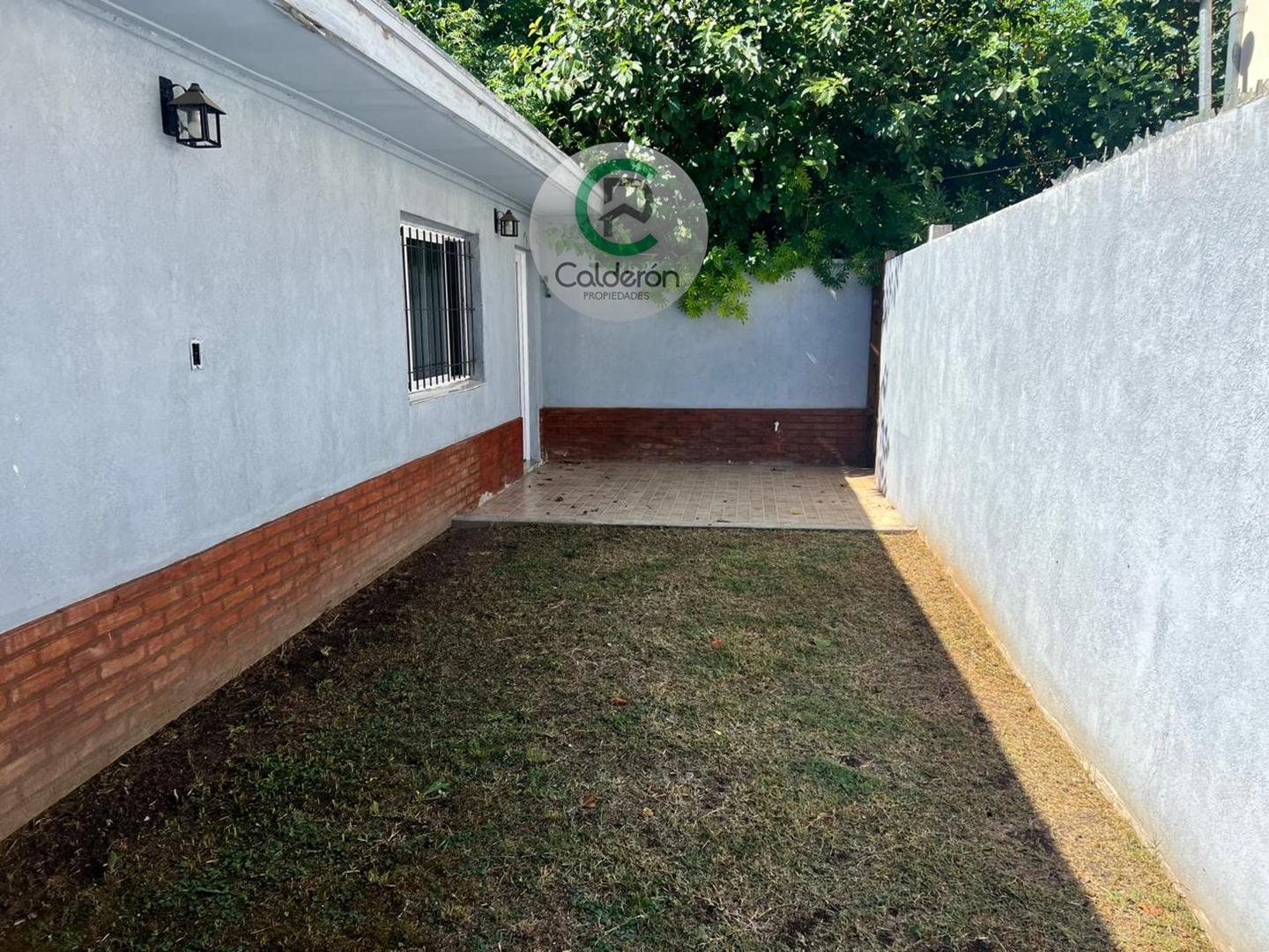 Depto Tipo Casa en Venta en Paso del Rey, USD 43.000