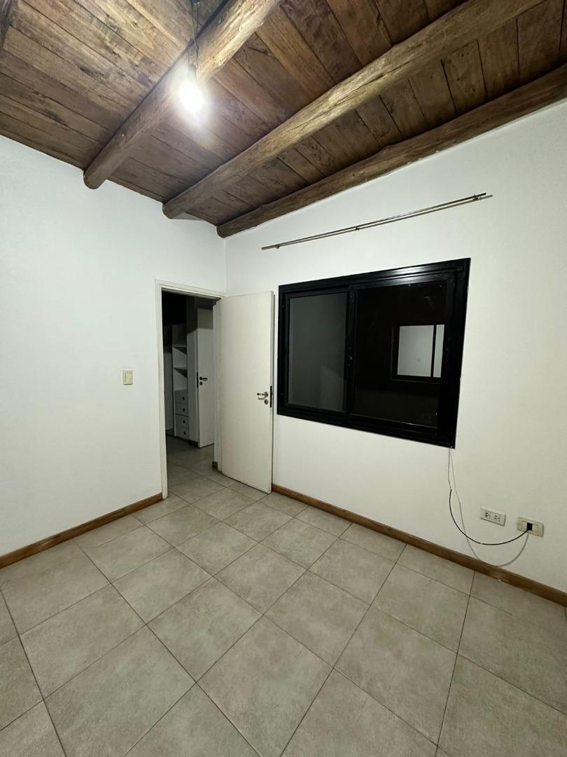 DEPARTAMENTO EN CALLE BELTRAN - BOMBAL SUR