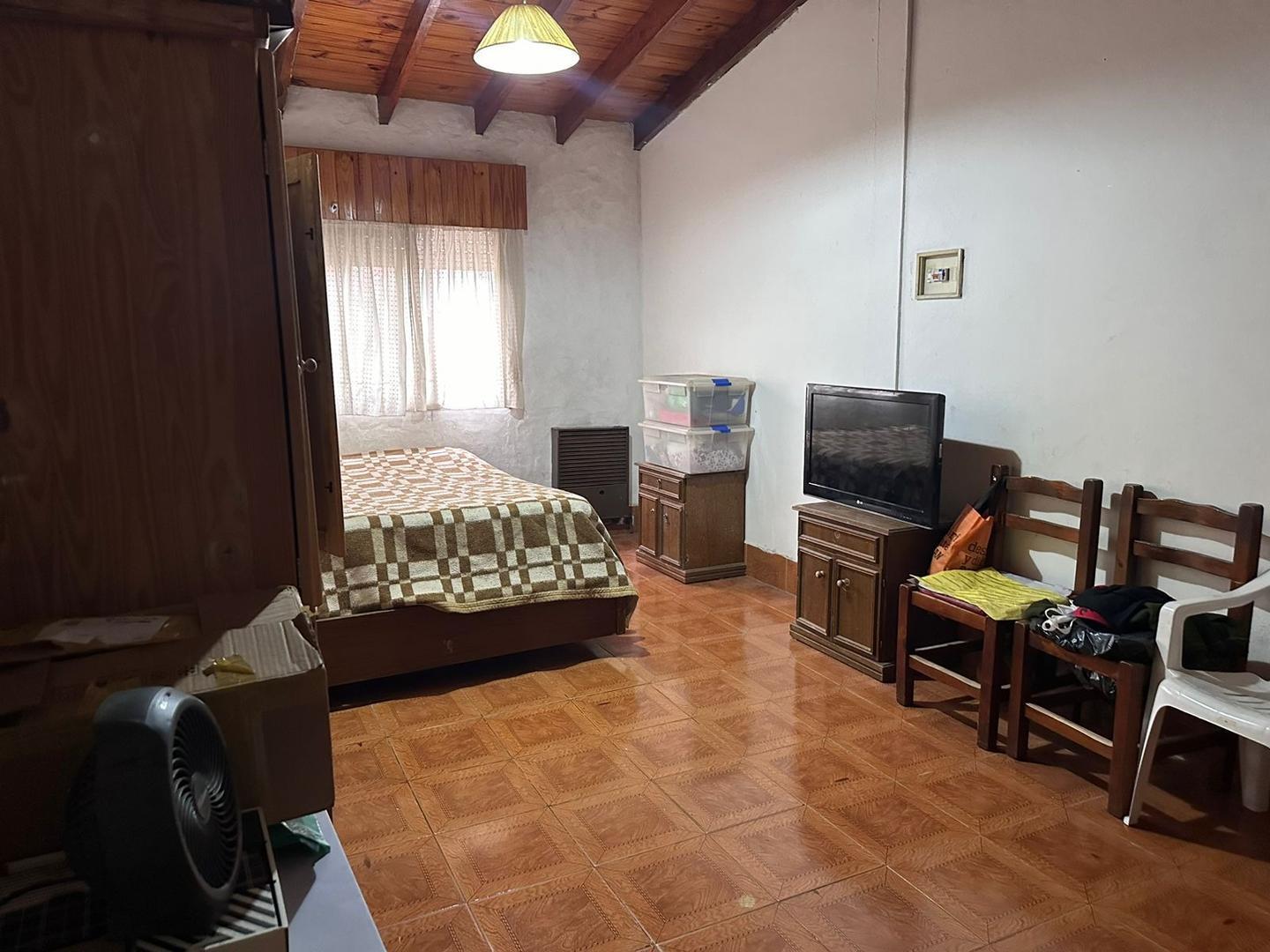 Echeverria, Barrio Las Acacias 829