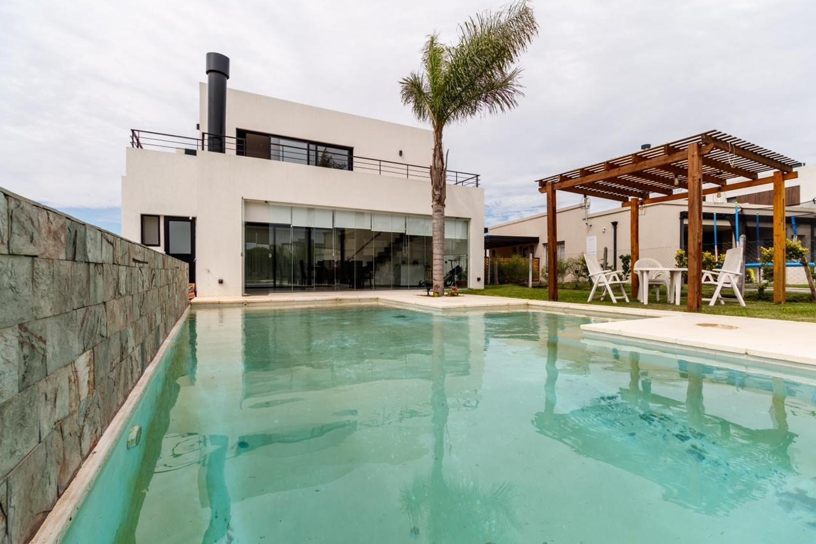 Casa en Alquiler de 3 dormitorios