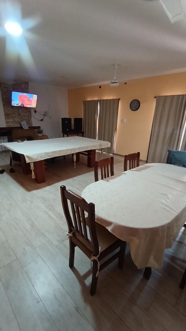 CASA CON PISCINA EN ARROYO LEYES