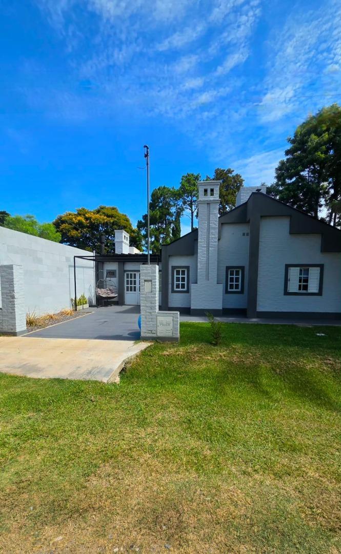 CASA REFACCIONADA A NUEVA EN LA TATENGUITA