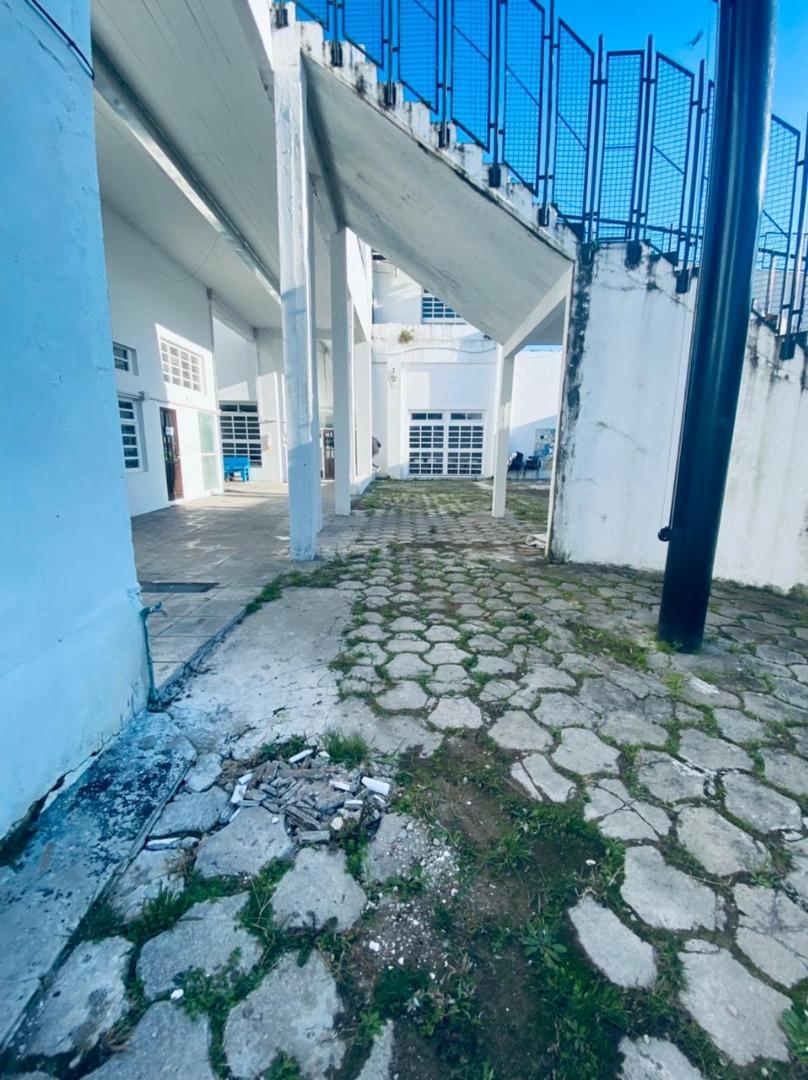 Av Independencia 3300