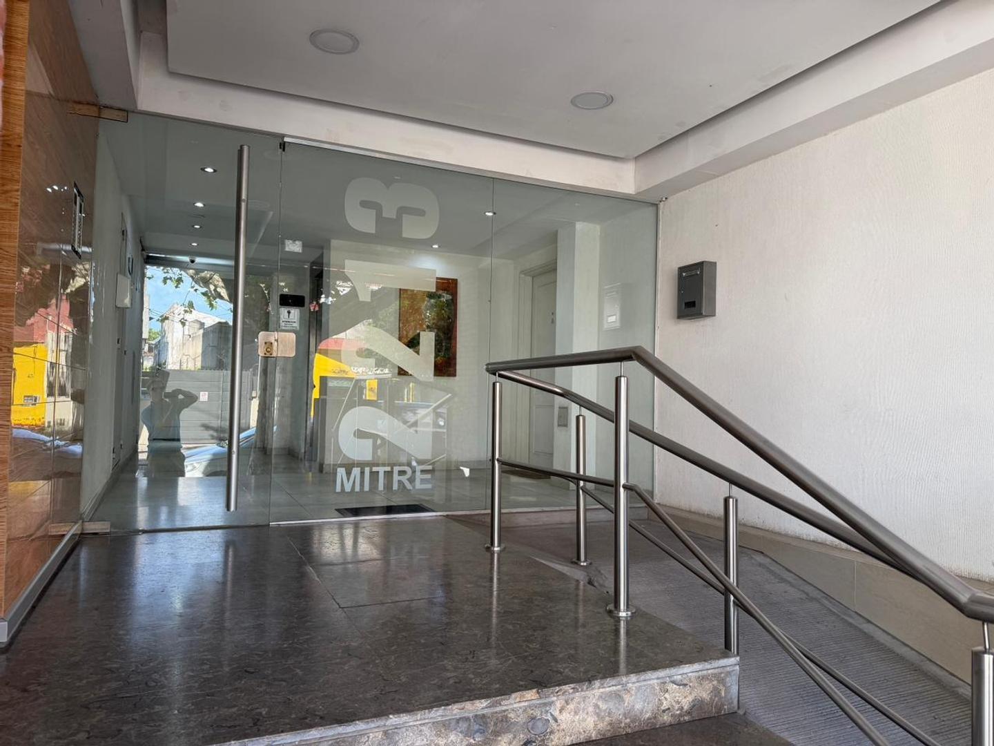 Mitre 2213 , Piso PB