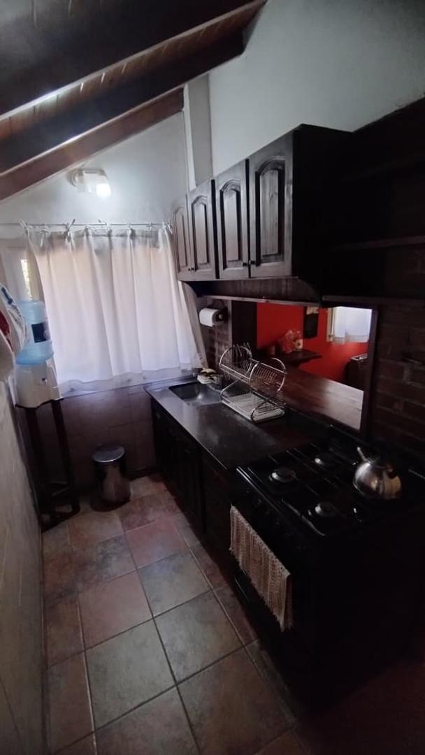 Casa en Alquiler con 2 cocheras