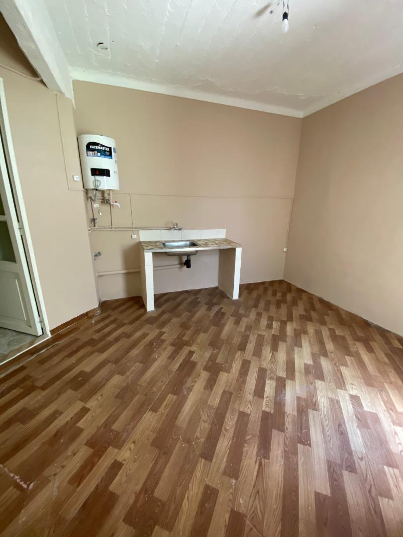 Depto Tipo Casa en Alquiler en Paternal, $ 570.000