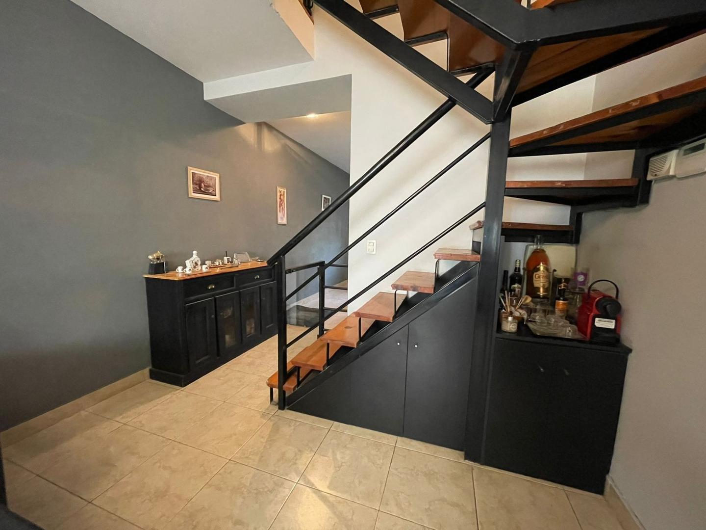 Casa 3 ambientes con 2 baños