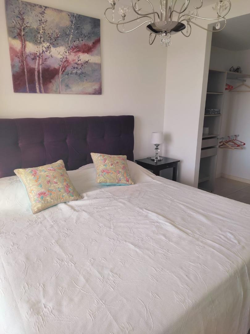 Departamento en Alquiler Temporal con 1 cocheras