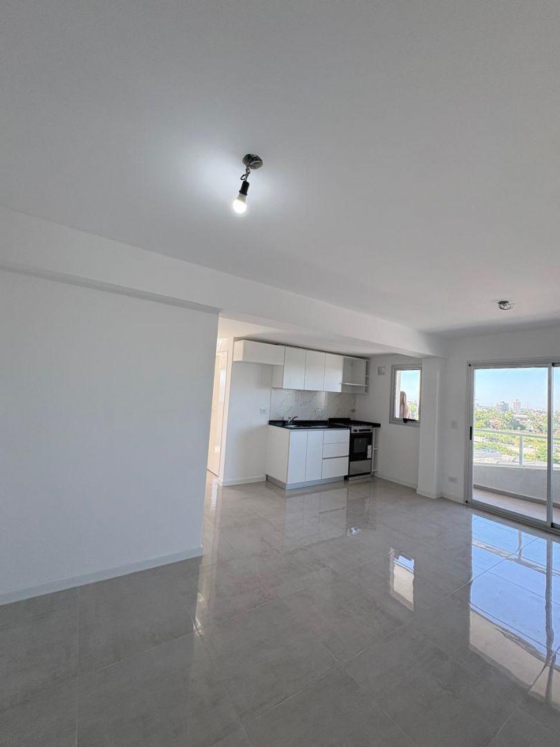 Departamento en Alquiler en Caseros, $ 1.100.000