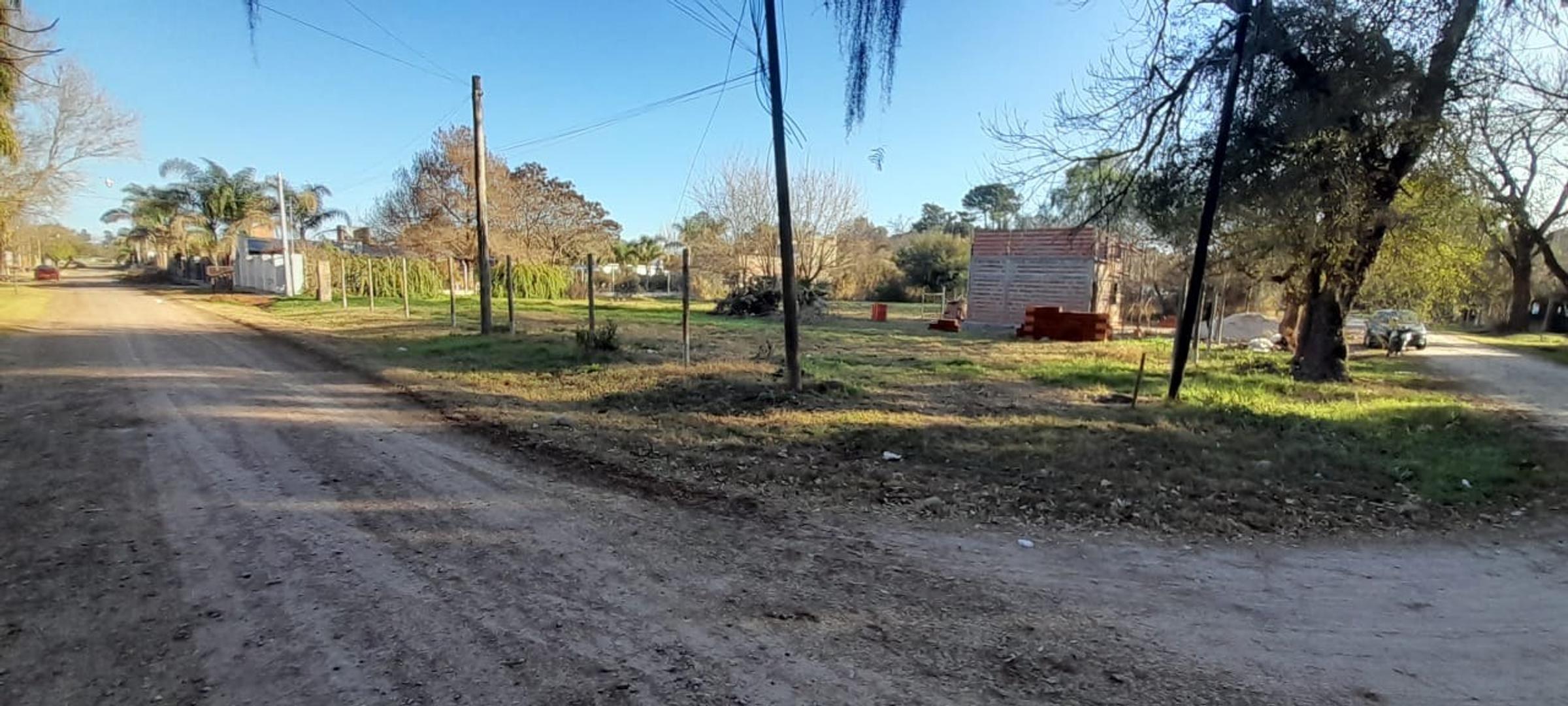 VENDE LOTE EN SAUCE VIEJO BARRIO NEWBERY