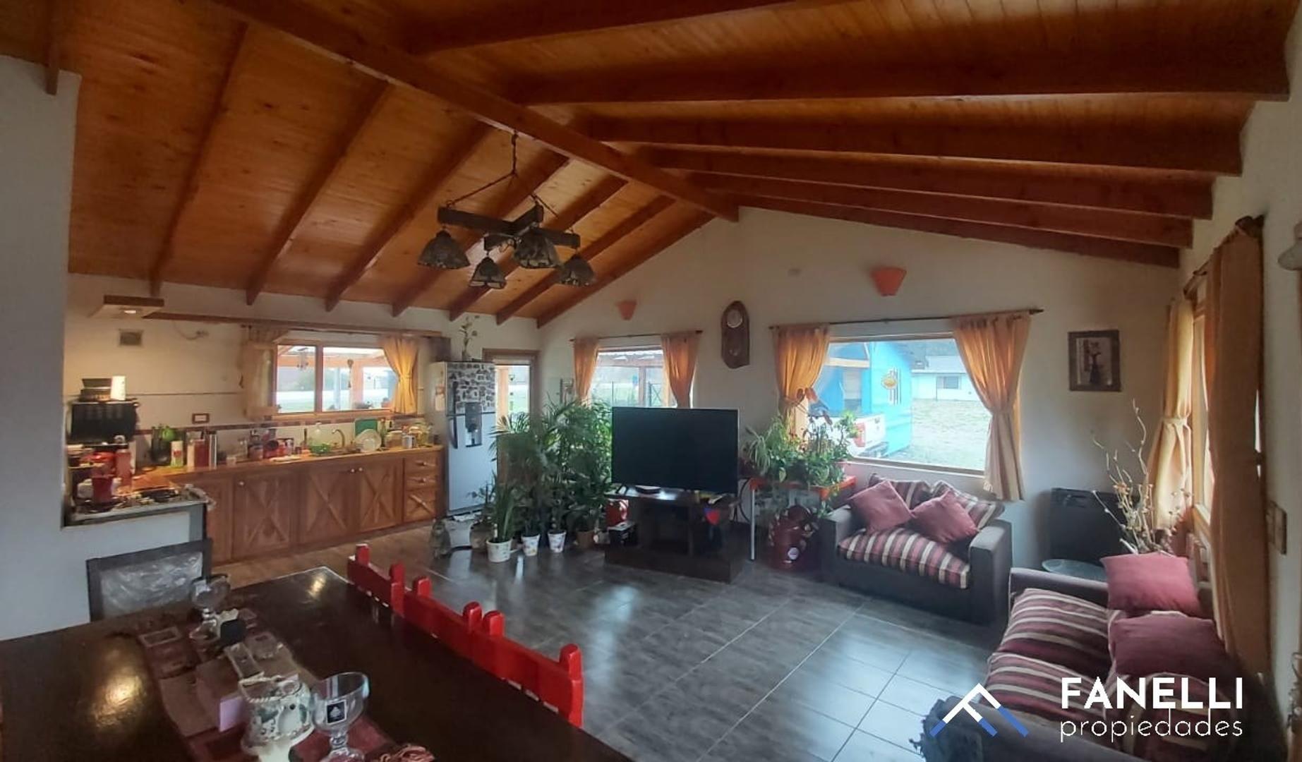 Propiedad con Costa de Río en Provincia de Chubut (Cód. 127)