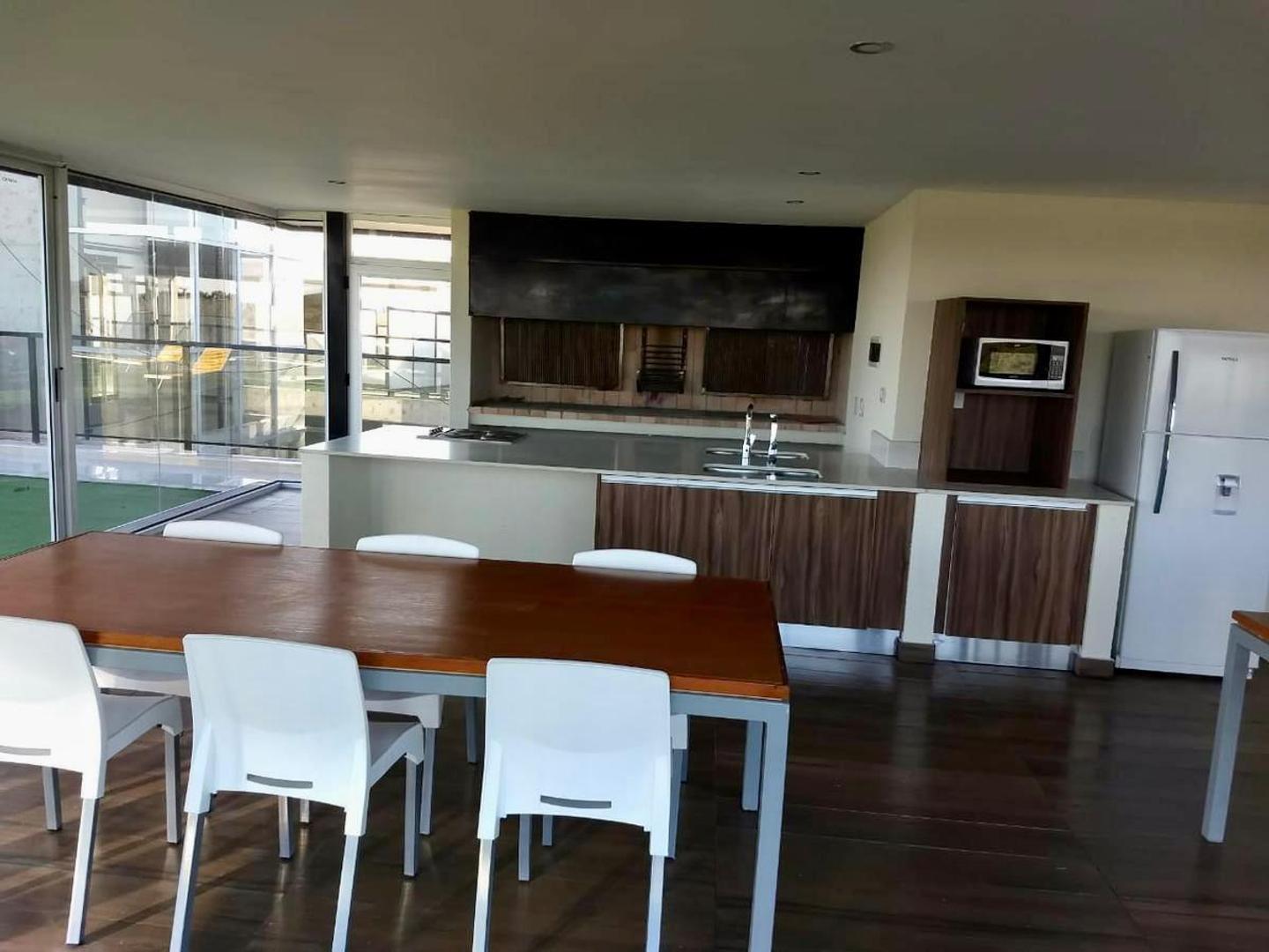 Departamento en Alquiler en Fisherton, $ 620.000