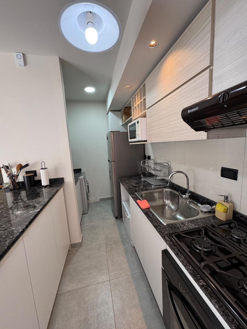 Casa en Alquiler Temporal en Miradores De Manantiales, USD 1.300