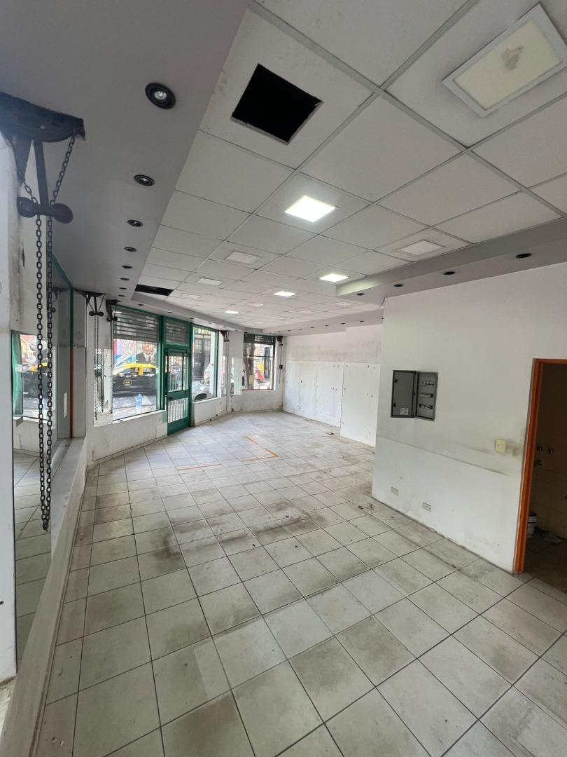 Local en Alquiler en Abasto, $ 2.800.000