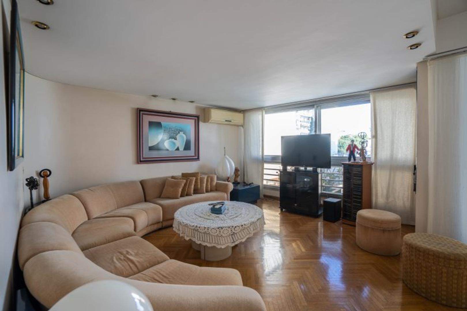 Departamento en Venta en Flores, USD 250.000