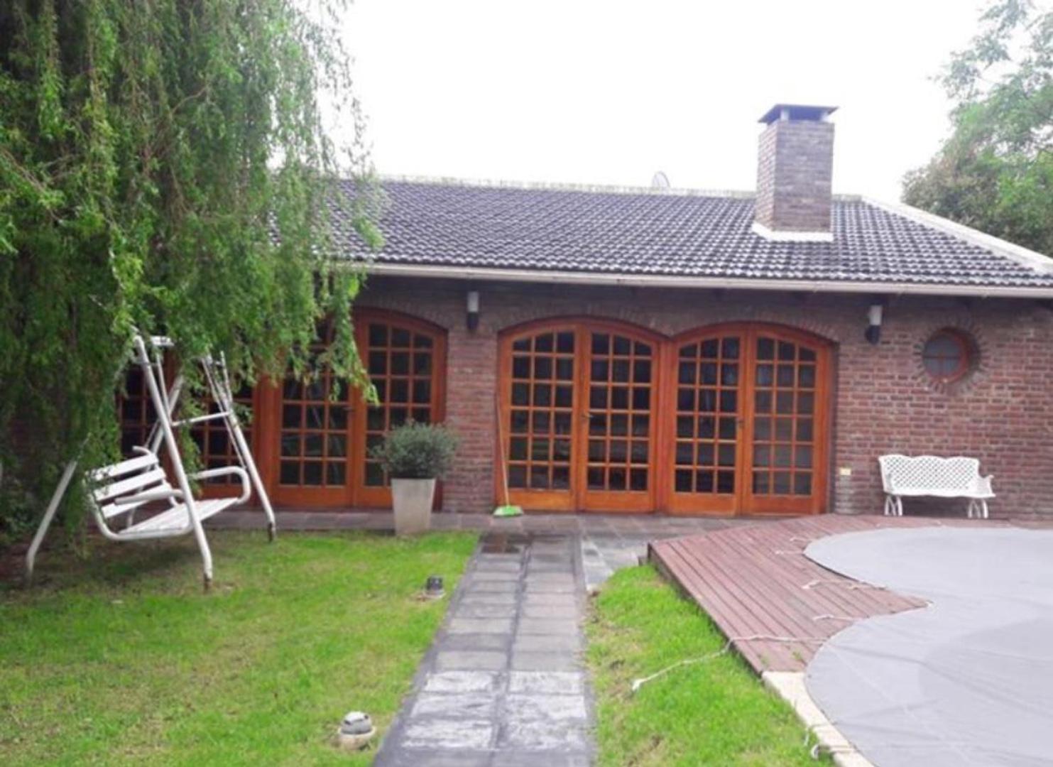 Casa 4 ambientes con 3 baños