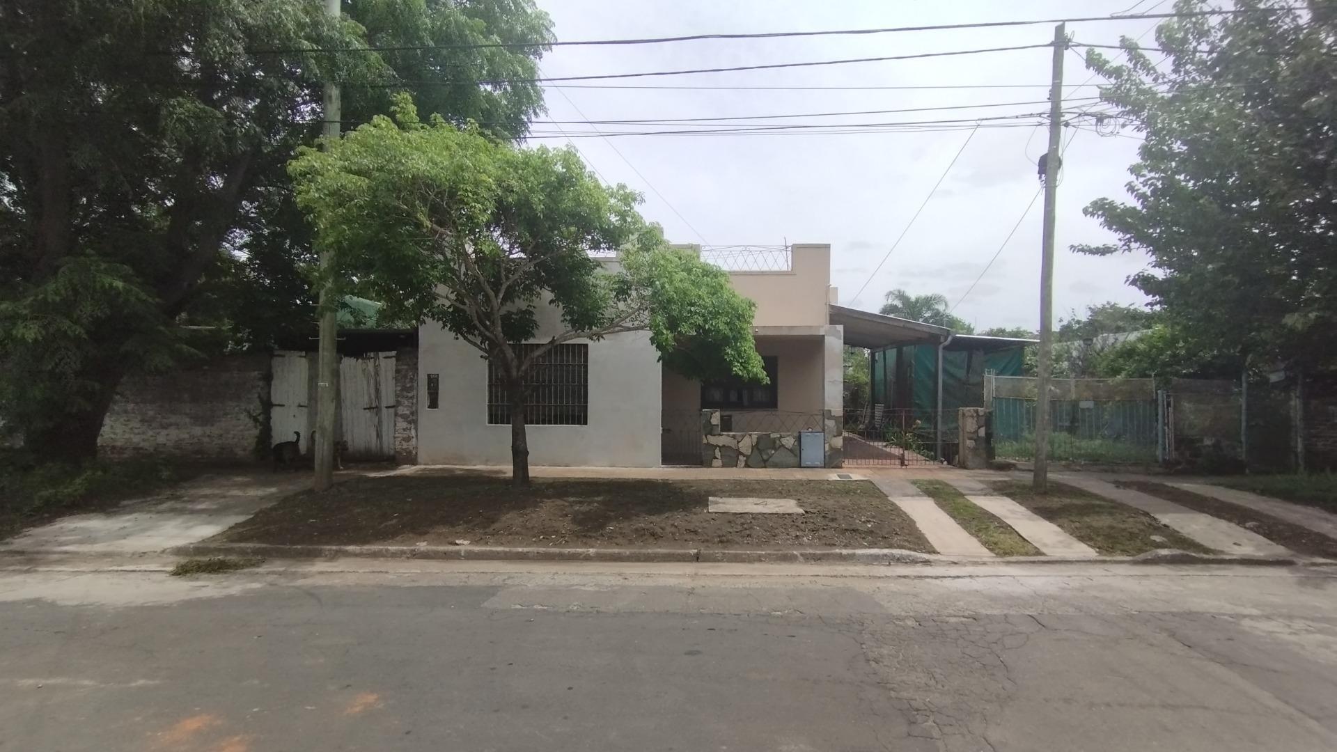 CASA DE TRES AMBIENTES