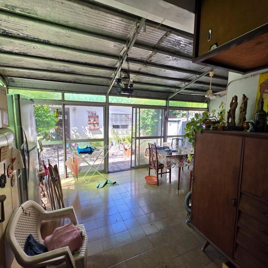 Casa 3 ambientes - Ituzaingó