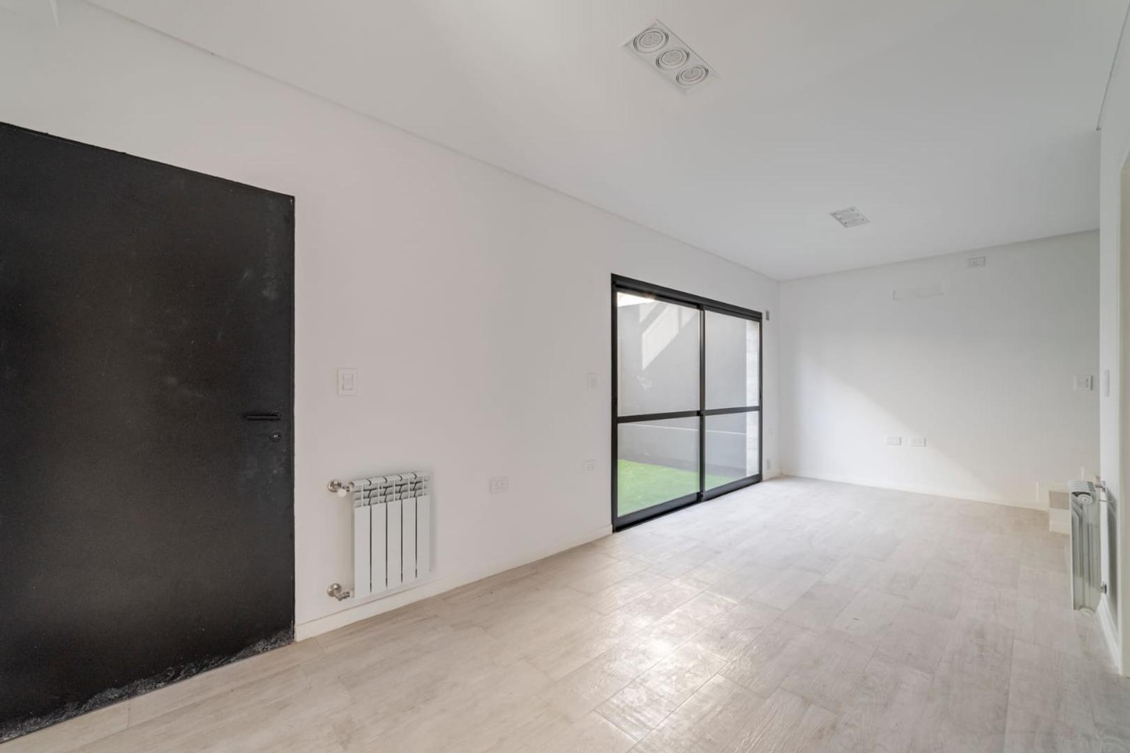 Damian Garat 2610 , Piso PB