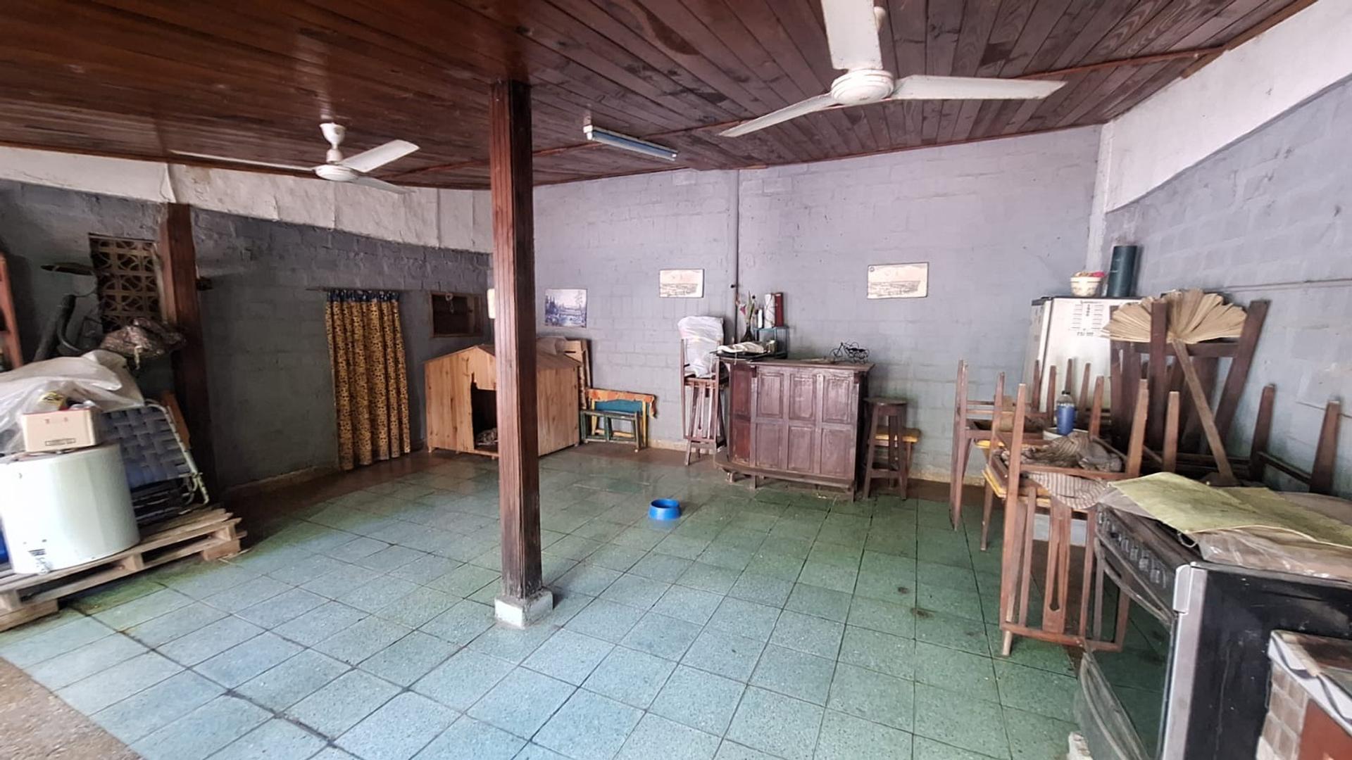 Casa + Departamento en Venta! B° La Liguria