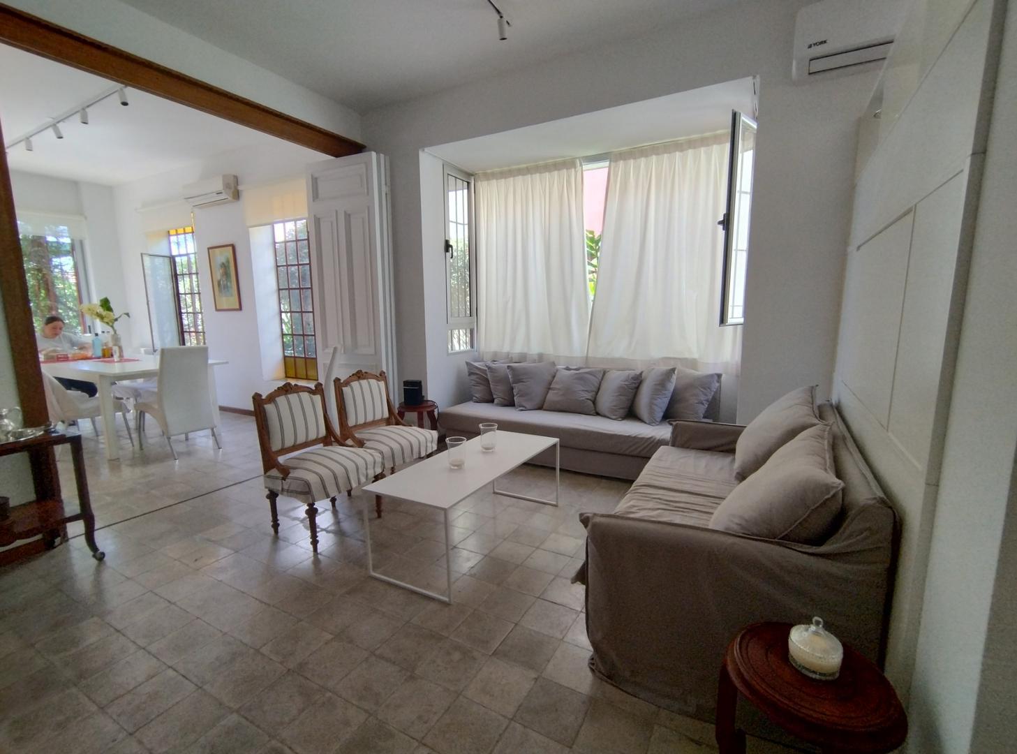 Casa en Alquiler de 3 dormitorios