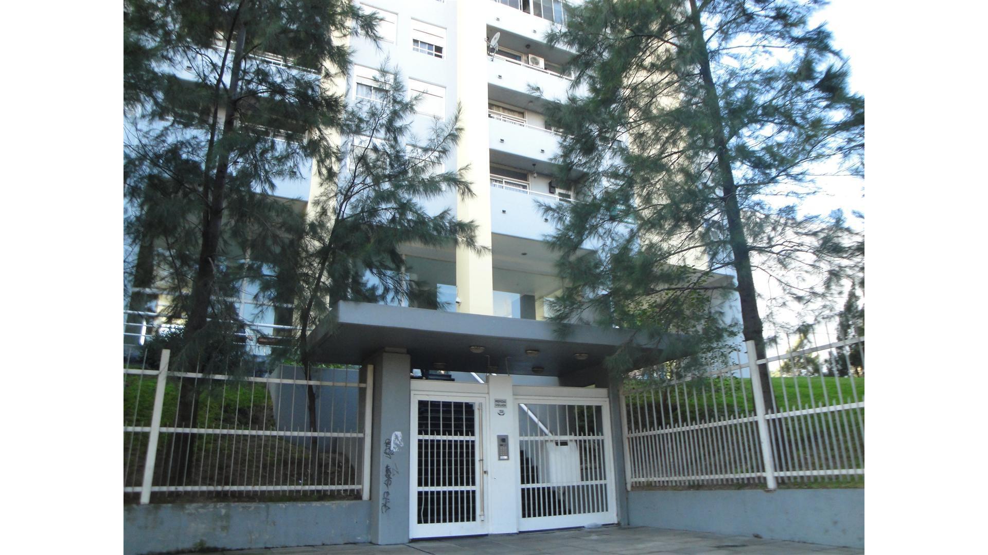 3 AMBIENTES CON COCHERA PISO ALTA