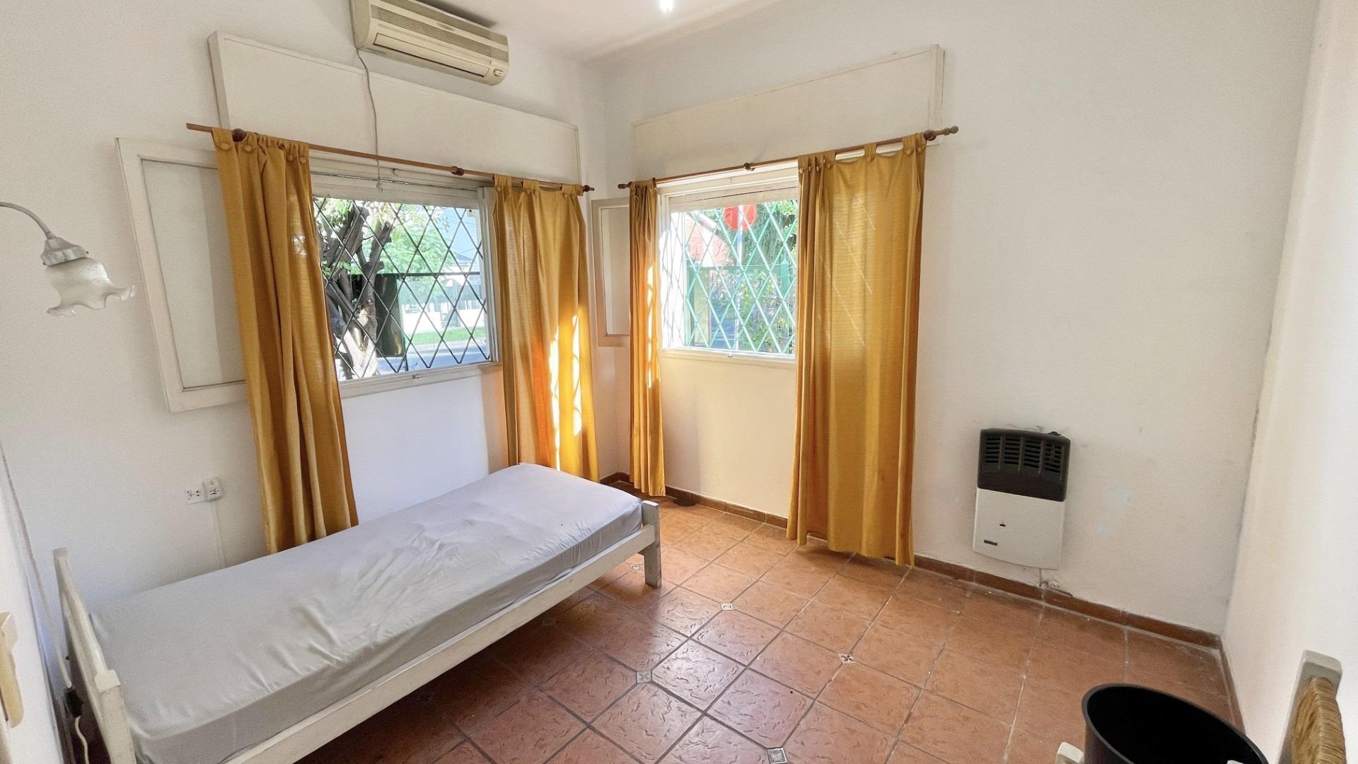 Casa americana 3 ambientes en muy buena ubicación