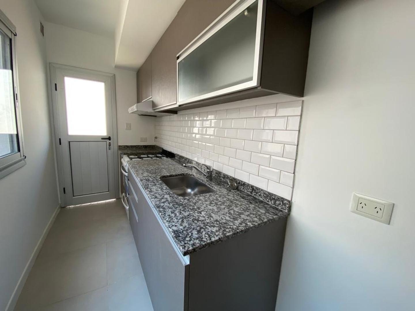 Departamento en Venta en Zarate, USD 95.000