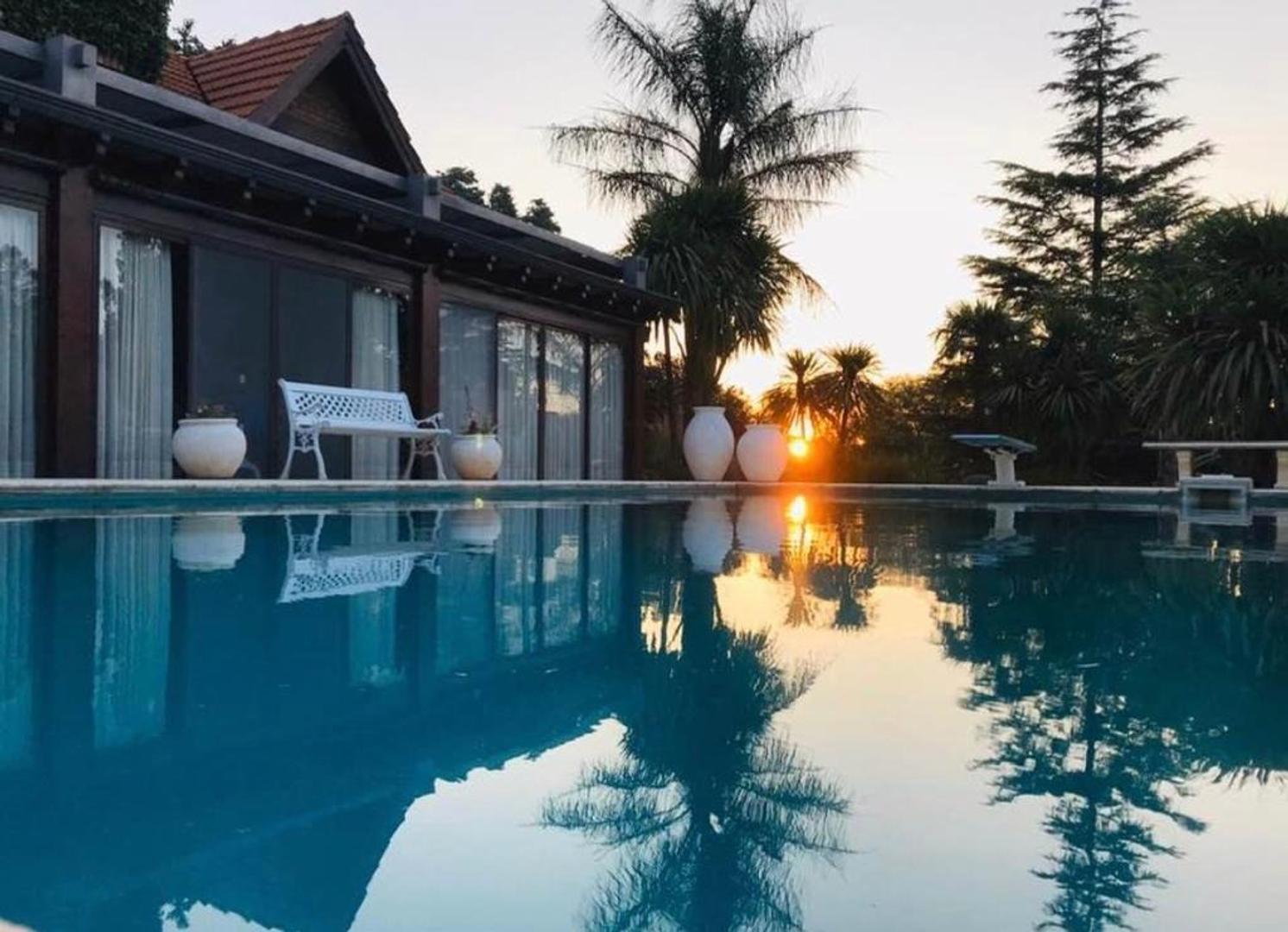 Casa 6 ambientes con 3 baños