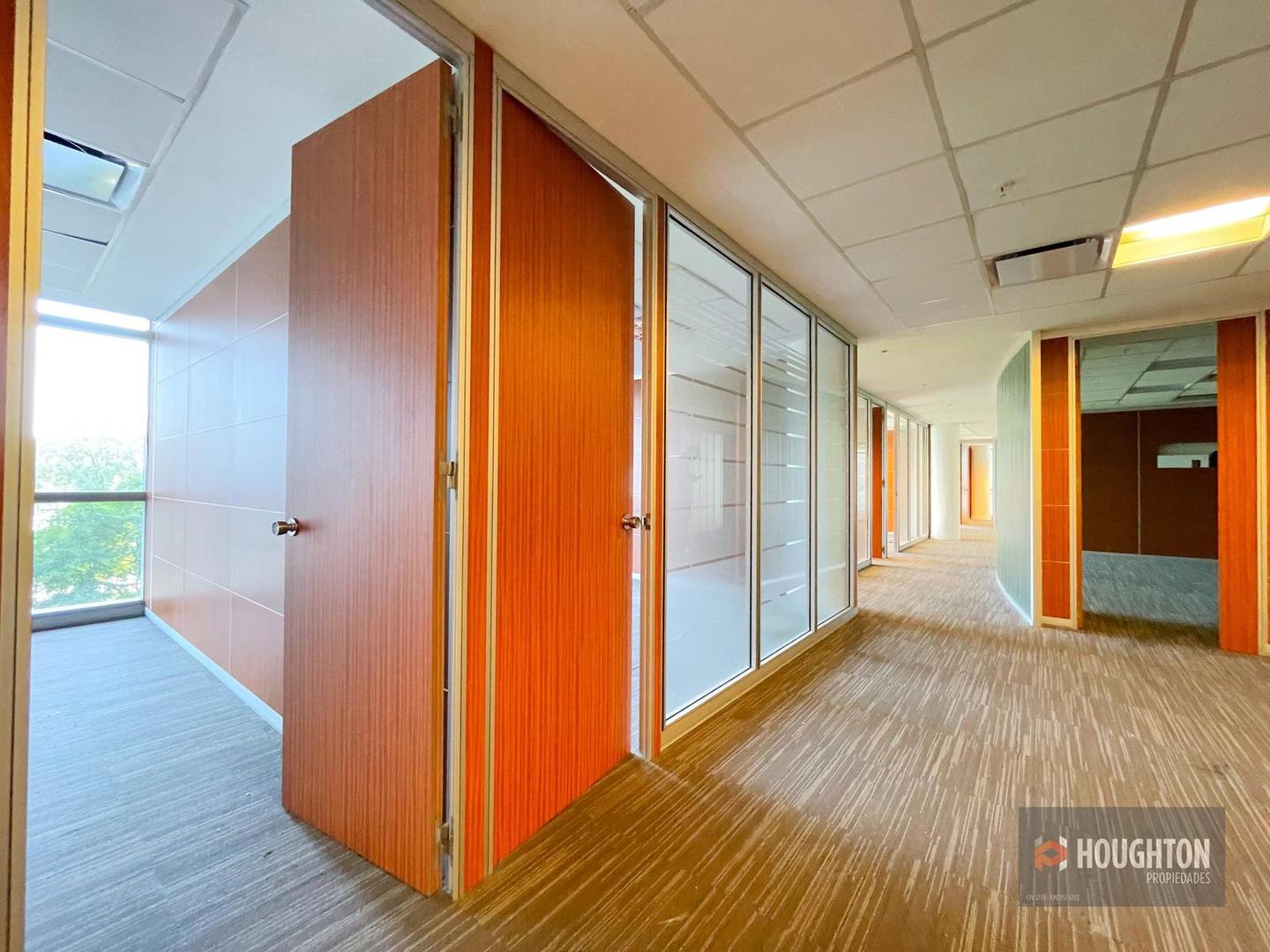 Oficina de 339 m2 en VENTA EN PUERTO MADERO - con 4 COCHERAS.