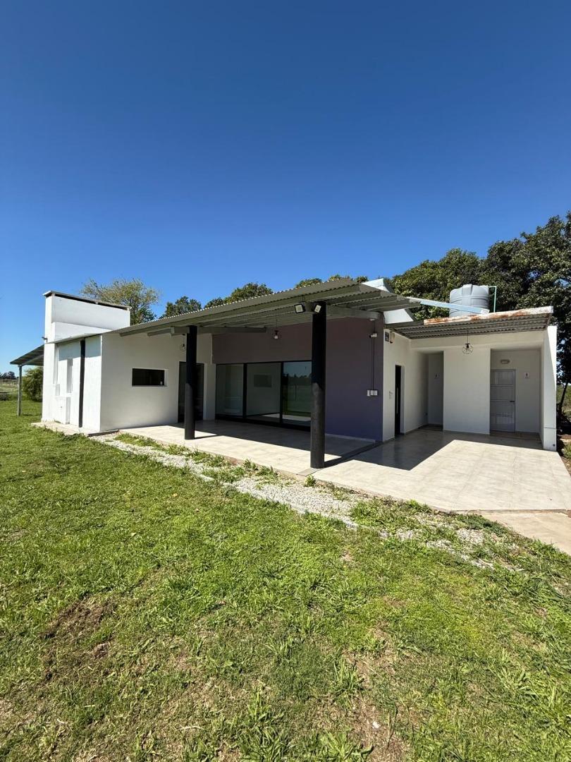 AMPLIA CASA EN ALQUILER CON PILETA, ARROYO SECO!