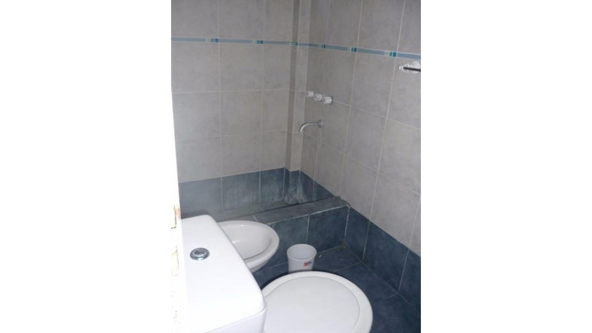 Departamento en venta en Condominio céntrico Pilar