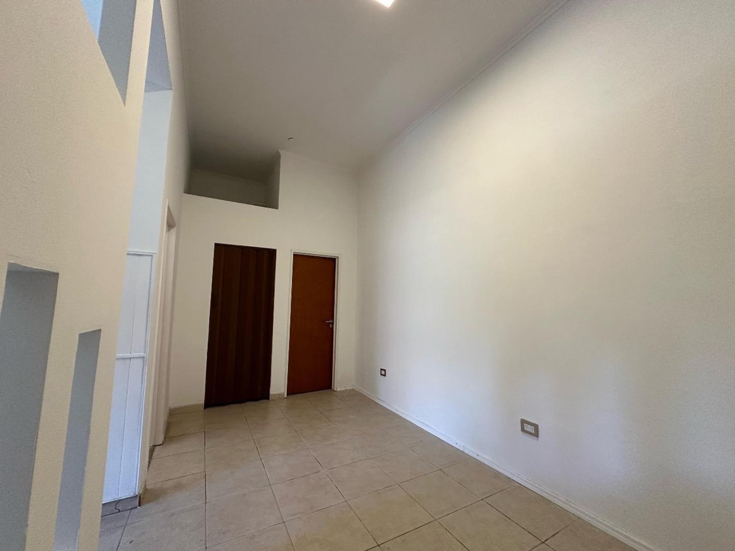 Depto Tipo Casa en Venta de 2 ambientes