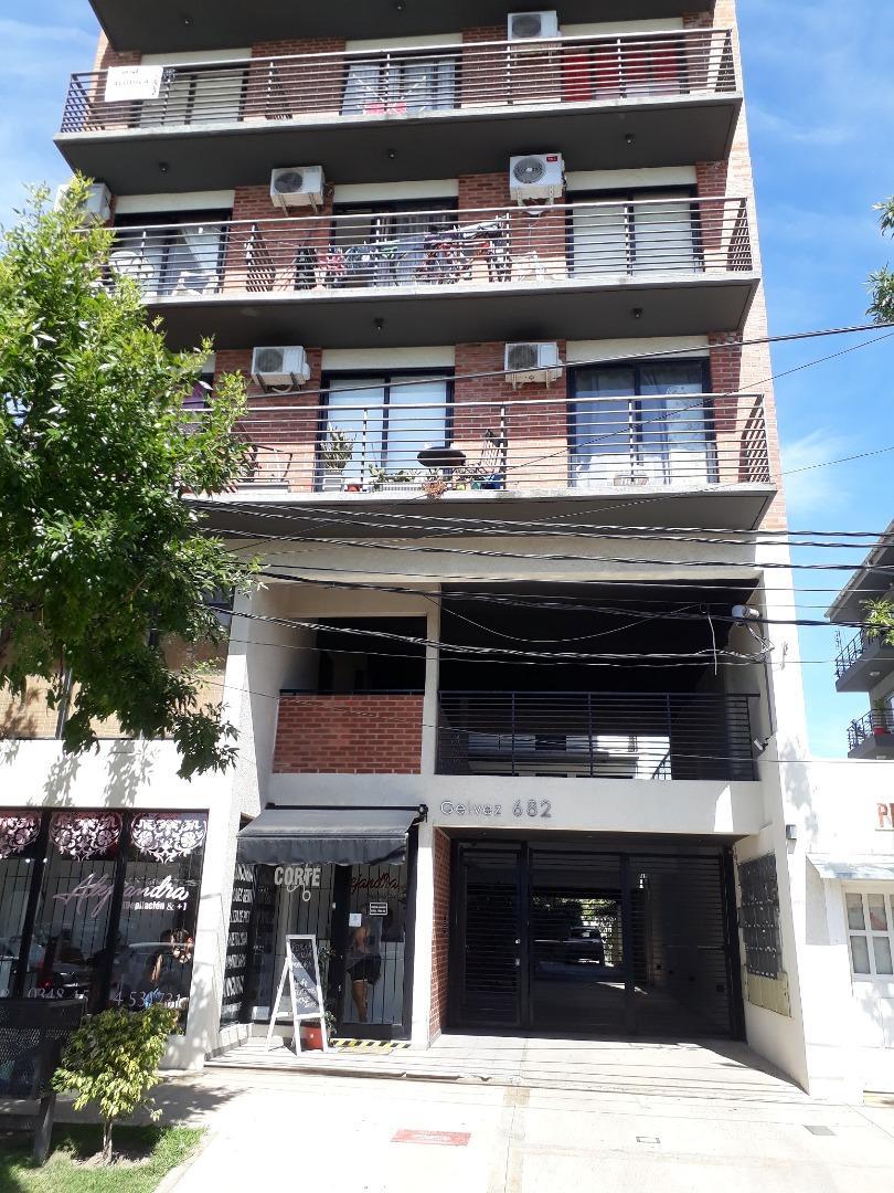 DEPARTAMENTO + COCHERA "EN VENTA"